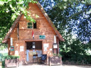camping de l'Arquebuse <br />
<b>Warning</b>:  Undefined variable $ortausgabe in <b>/home/www/camping-book/france/gastgeber/suchedetails.php</b> on line <b>110</b><br />
 Bourgogne Bild 1