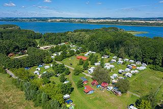 Campingpark Seedorf <br />
<b>Warning</b>:  Undefined variable $ortausgabe in <b>/home/www/camping-book/gastgeber/suchedetails.php</b> on line <b>110</b><br />
 Mecklenburgische Seenplatte Bild 1