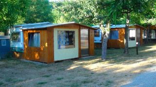 Chon du Tarn <br />
<b>Warning</b>:  Undefined variable $ortausgabe in <b>/home/www/camping-book/france/gastgeber/suchedetails.php</b> on line <b>110</b><br />
 Lozère Bild 1