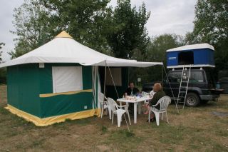 Camping La Maison Blanche <br />
<b>Warning</b>:  Undefined variable $ortausgabe in <b>/home/www/camping-book/france/gastgeber/suchedetails.php</b> on line <b>212</b><br />
 Vendée Bild 2