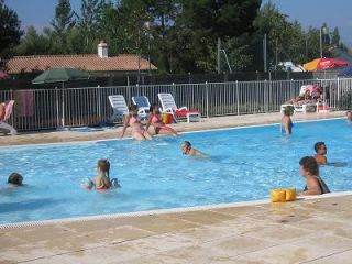 Camping La Maison Blanche <br />
<b>Warning</b>:  Undefined variable $ortausgabe in <b>/home/www/camping-book/france/gastgeber/suchedetails.php</b> on line <b>110</b><br />
 Vendée Bild 1