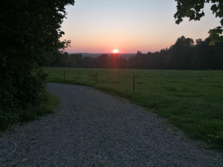 Schmalzerhof Bio Bauernhof <br />
<b>Warning</b>:  Undefined variable $ortausgabe in <b>/home/www/camping-book/gastgeber/suchedetails.php</b> on line <b>110</b><br />
 Oberland Bild 1