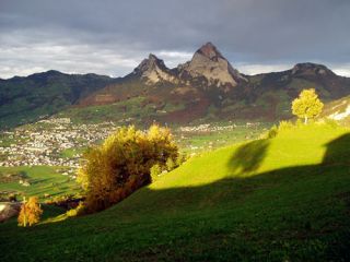 Ferienhof R&uuml;ti <br />
<b>Warning</b>:  Undefined variable $ortausgabe in <b>/home/www/camping-book/schweiz/gastgeber/suchedetails.php</b> on line <b>212</b><br />
 Zentralschweiz Bild 2
