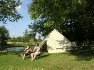 Etang du Camp <br />
<b>Warning</b>:  Undefined variable $ortausgabe in <b>/home/www/camping-book/france/gastgeber/suchedetails.php</b> on line <b>110</b><br />
 Aveyron Bild 1