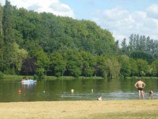 Camping du Lac <br />
<b>Warning</b>:  Undefined variable $ortausgabe in <b>/home/www/camping-book/france/gastgeber/suchedetails.php</b> on line <b>110</b><br />
 Perche Sarthois Bild 1