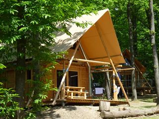 Huttopia <br />
<b>Warning</b>:  Undefined variable $ortausgabe in <b>/home/www/camping-book/france/gastgeber/suchedetails.php</b> on line <b>110</b><br />
 Yvelines Bild 1